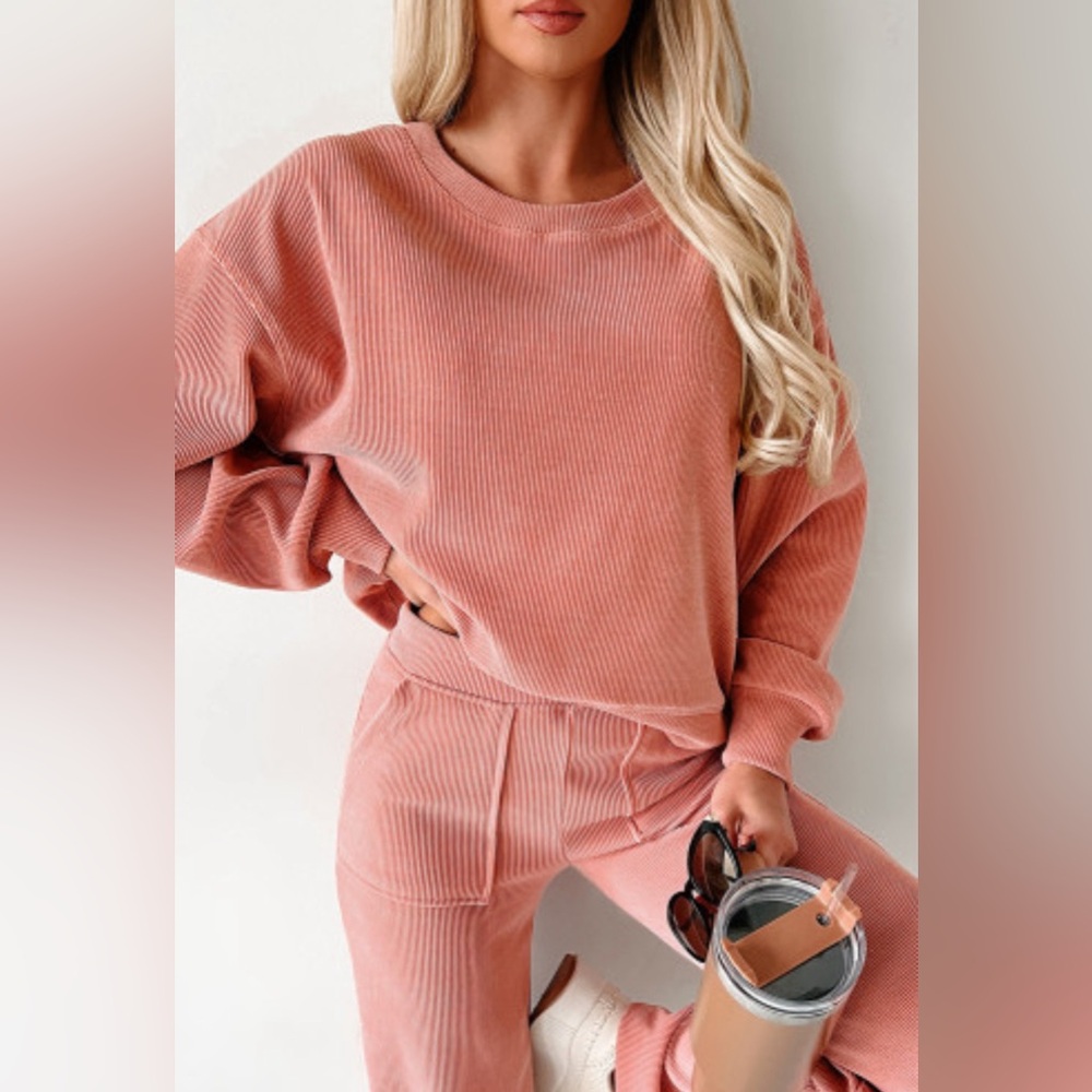 Kali ribbed 2 piece lounge set - Picture 2 of 9